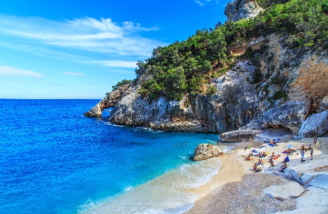 15 Dagen Door Sardinië Ontdek de Magie van deze Adembenemende Eilanden met een Fly Drive Vakantiea